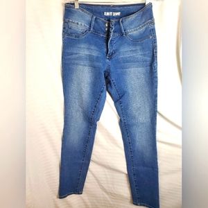 WOMEN JEANS